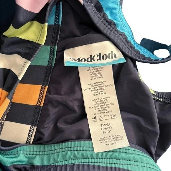 Modcloth Retro Striped High Waisted Bikini Set Swim Size S NWOT - Picture 8 of 8